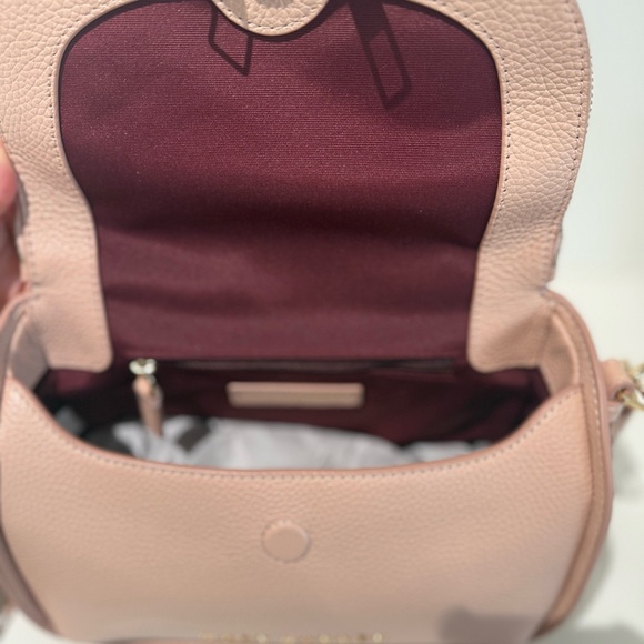 NWT Marc Jacobs mini messenger in rose - Picture 4 of 11